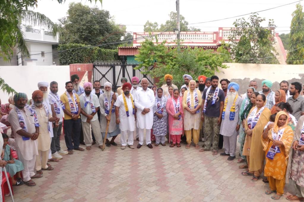 Major setback for Congress in Lehragaga Former Sarpanch Rajinder Singh joins AAP along with numerous supporters